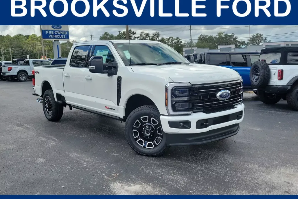 2026 Ford F-250 Platinum photo 1