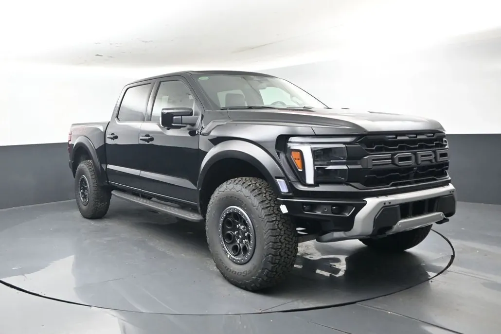 2025 Ford F-150 Raptor photo 1