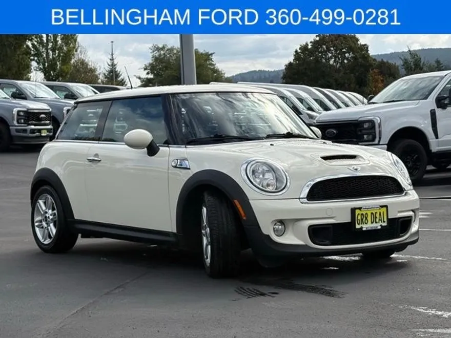 2012 Mini Cooper Hardtop S photo 1