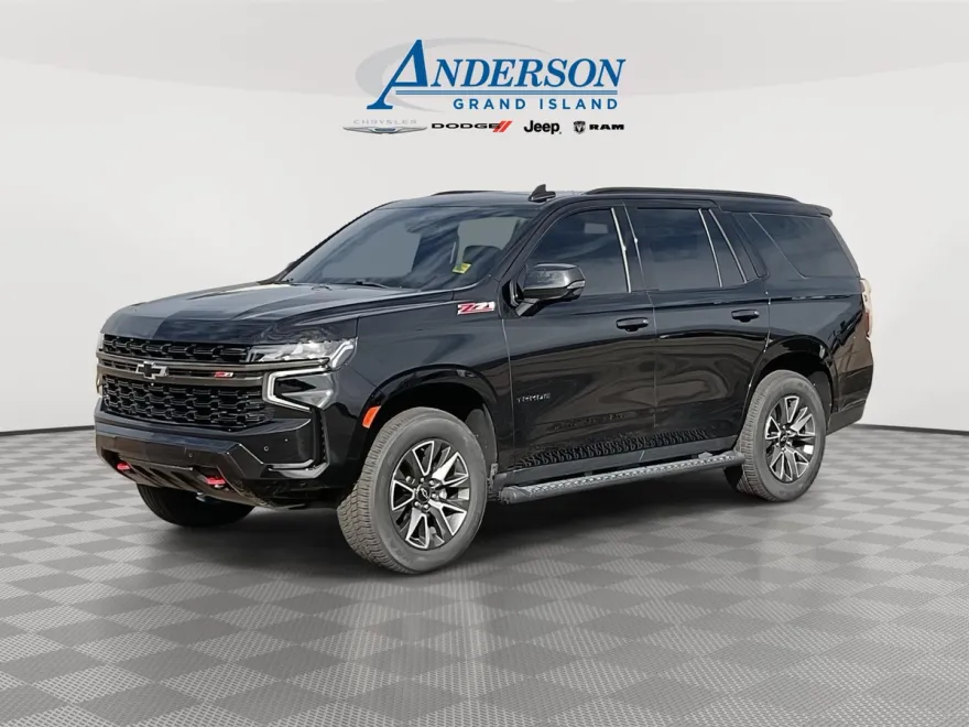 2021 Chevrolet Tahoe Z71 photo 1