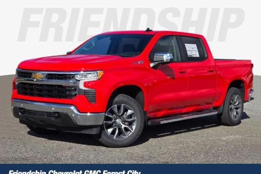 2025 Chevrolet Silverado 1500 LT photo 1