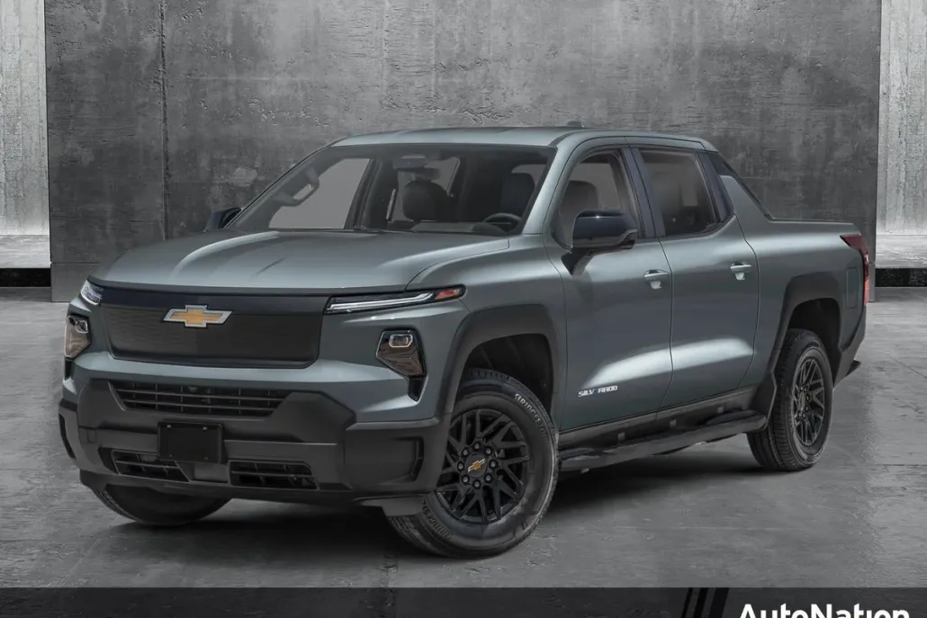 2025 Chevrolet Silverado EV RST photo 1