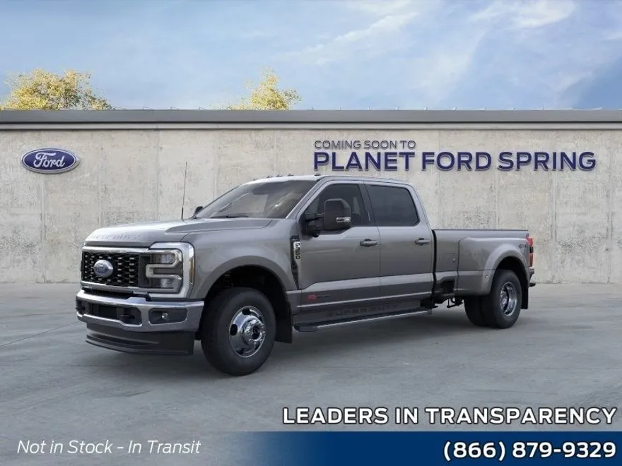 2025 Ford F-350 Lariat photo 1