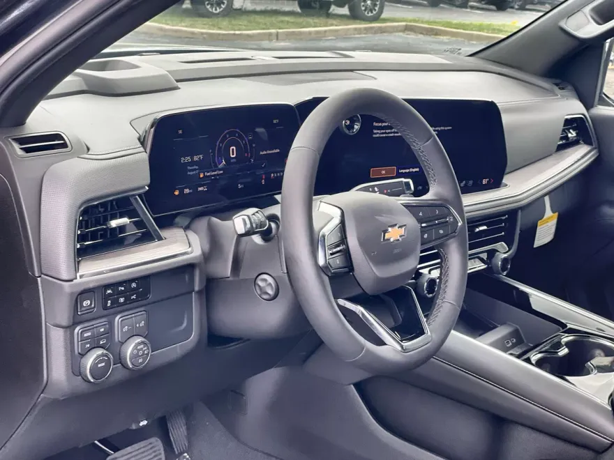 2025 Chevrolet Tahoe Premier photo 1
