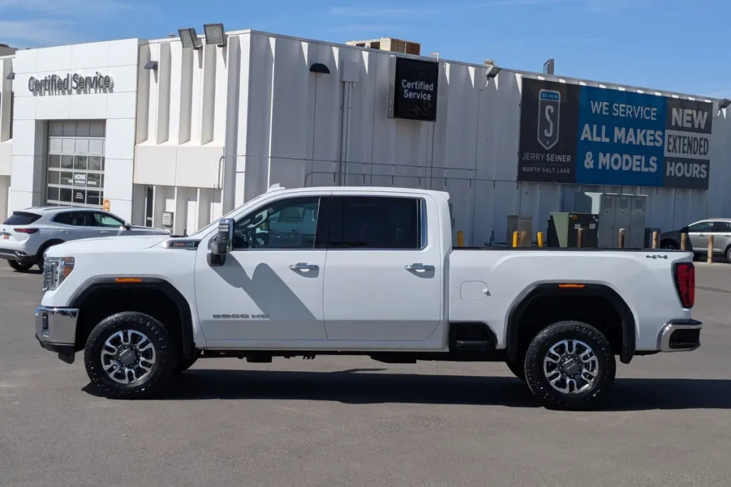 2022 Gmc Sierra HD SLT photo 1