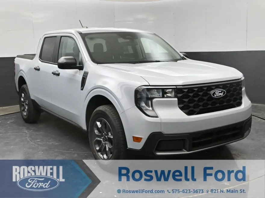 2025 Ford Maverick XLT photo 1