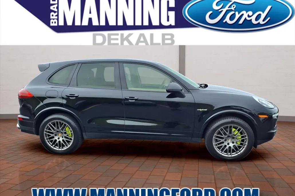 2017 Porsche Cayenne E-Hybrid S photo 1