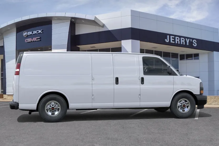 2025 Gmc Savana Cargo 3500 photo 1