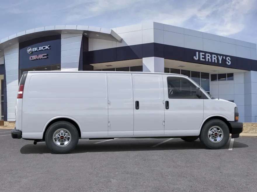 2025 Gmc Savana Cargo 3500 photo 1