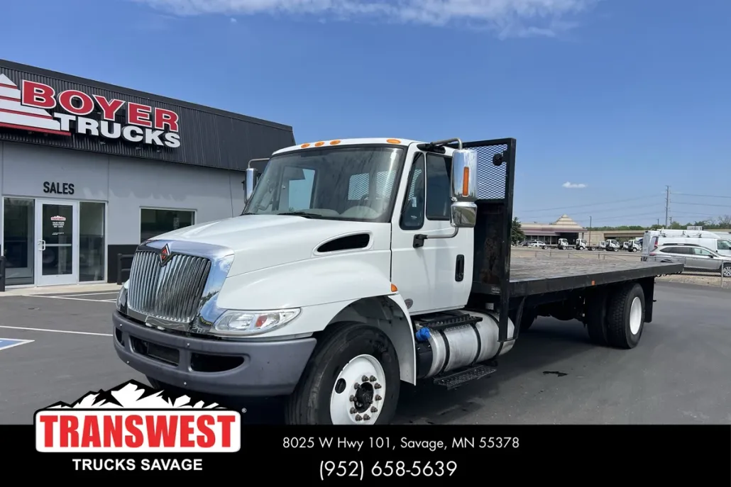 2018 International 4300 DuraStar 4300 photo 1