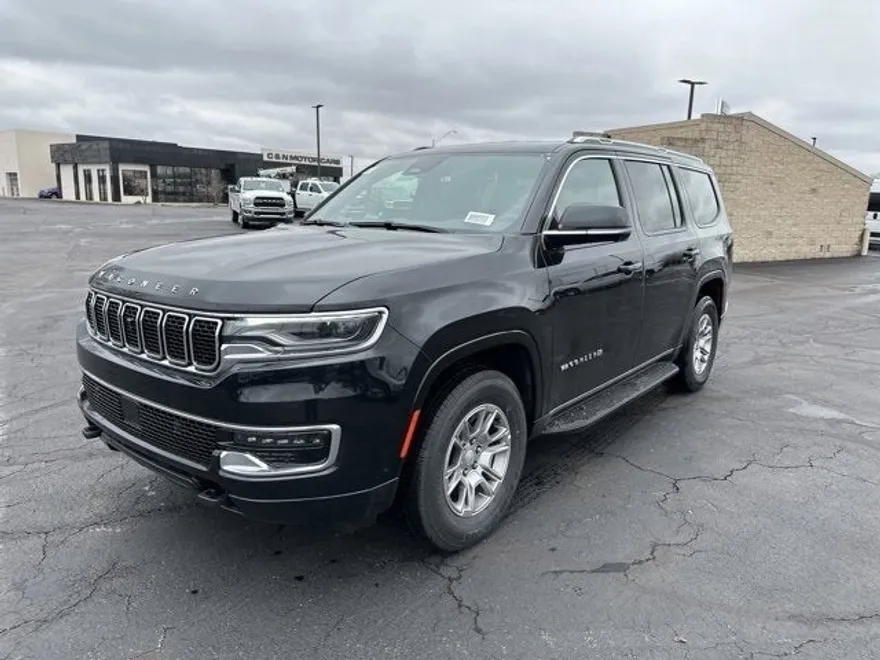 2024 Jeep Wagoneer Base photo 1