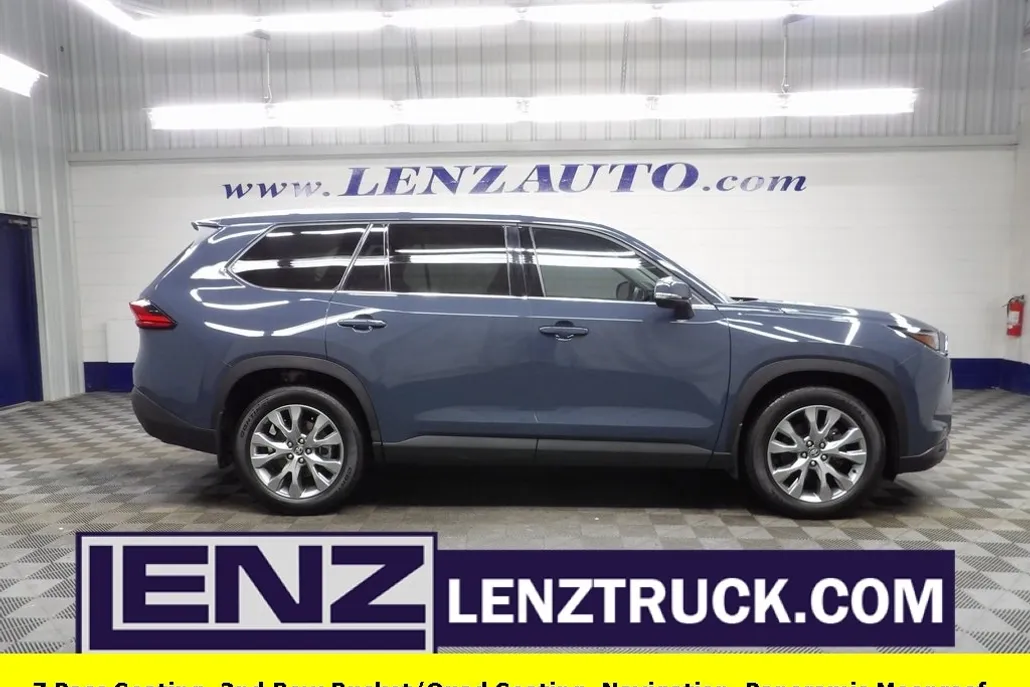 2024 Toyota Grand Highlander XLE AWD photo 1