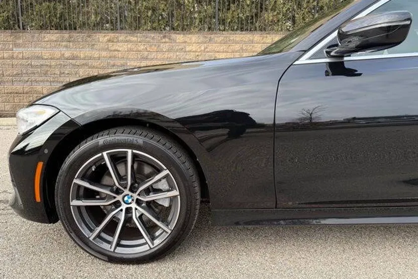 2022 Bmw 330i photo 1