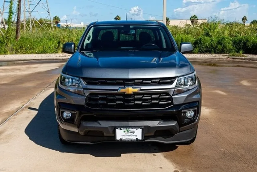 2022 Chevrolet Colorado LT photo 1
