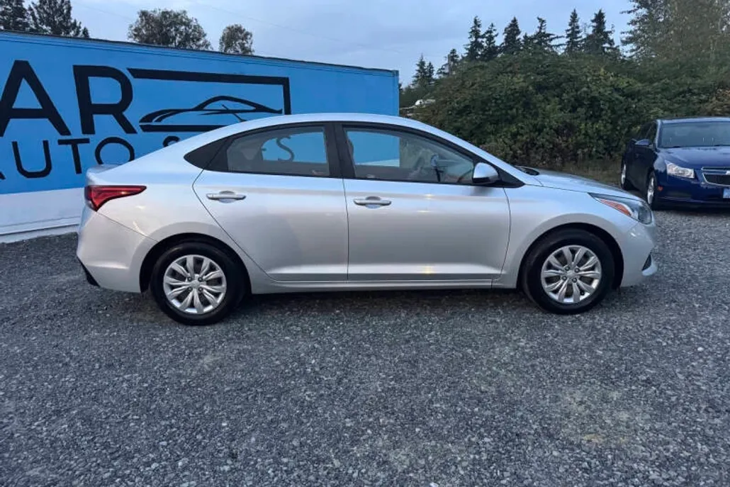 2018 Hyundai Accent SE photo 1