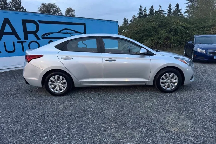 2018 Hyundai Accent SE photo 1