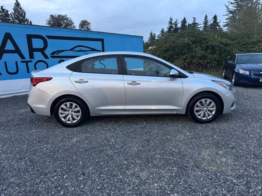 2018 Hyundai Accent SE photo 1