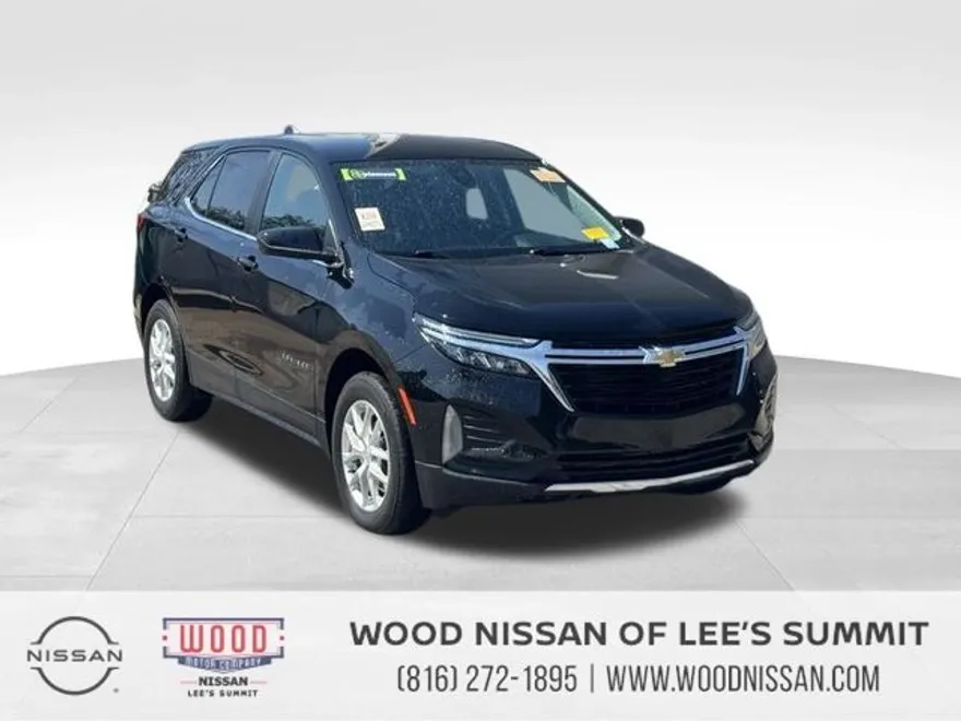 2023 Chevrolet Equinox LT photo 1
