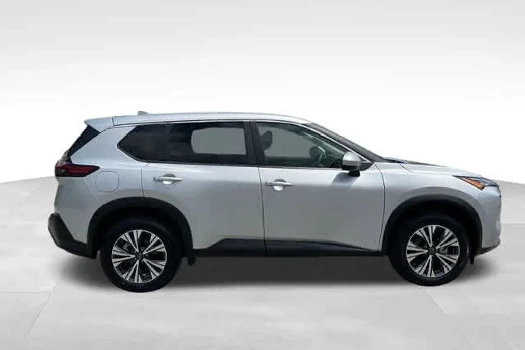 2023 Nissan Rogue SV AWD photo 1