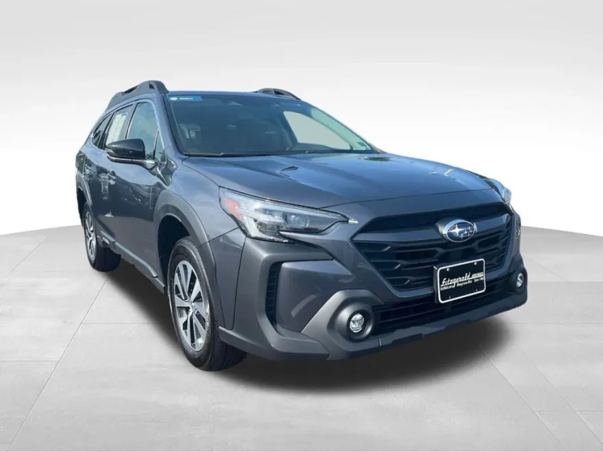 2023 Subaru Outback Premium photo 1