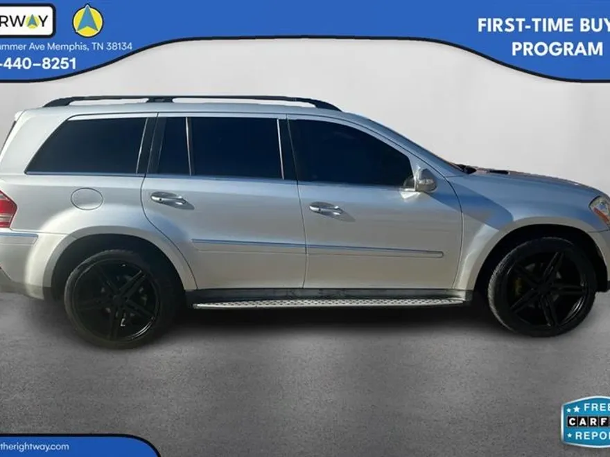 2017 Chevrolet Tahoe Premier photo 1