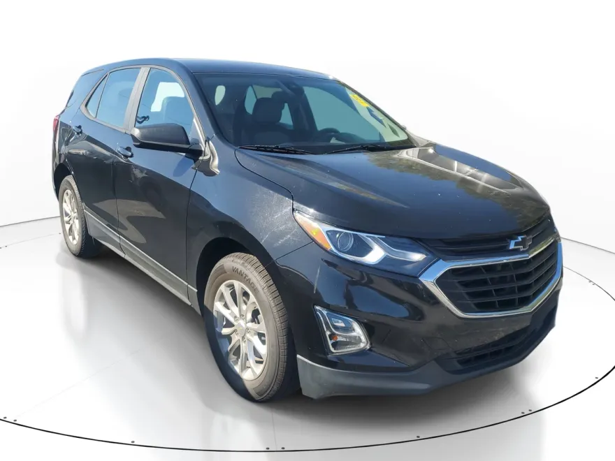 2020 Chevrolet Equinox LS photo 1