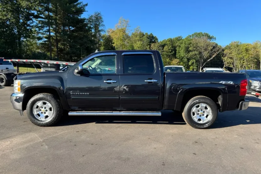 2012 Chevrolet Silverado 1500 LT photo 1