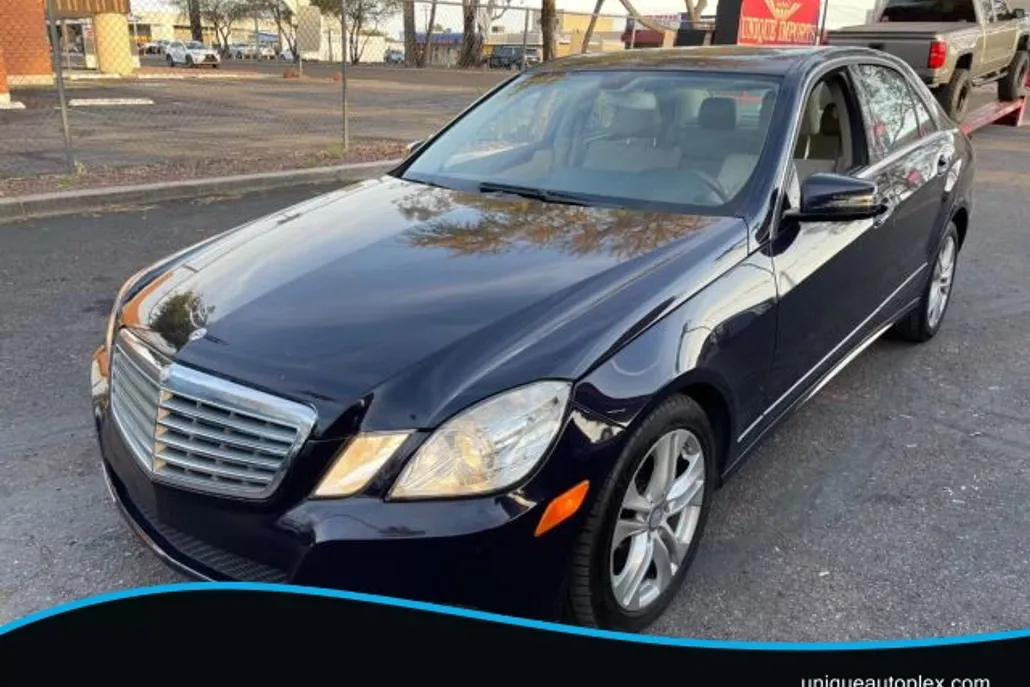2011 Mercedes Benz E 350 Sedan photo 1
