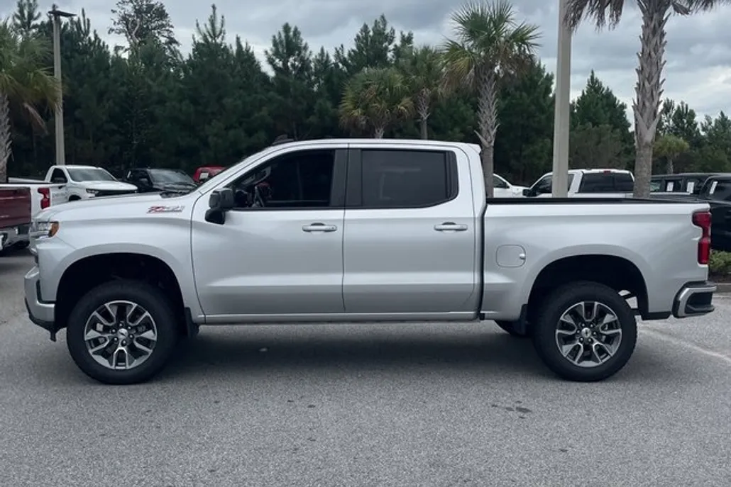 2021 Chevrolet Silverado 1500 RST photo 1