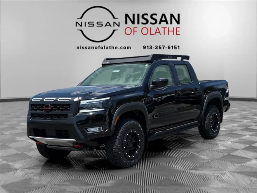 2025 Nissan Frontier PRO-4X photo 1