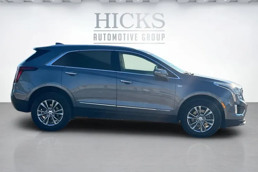2022 Cadillac XT5 Premium Luxury photo 1