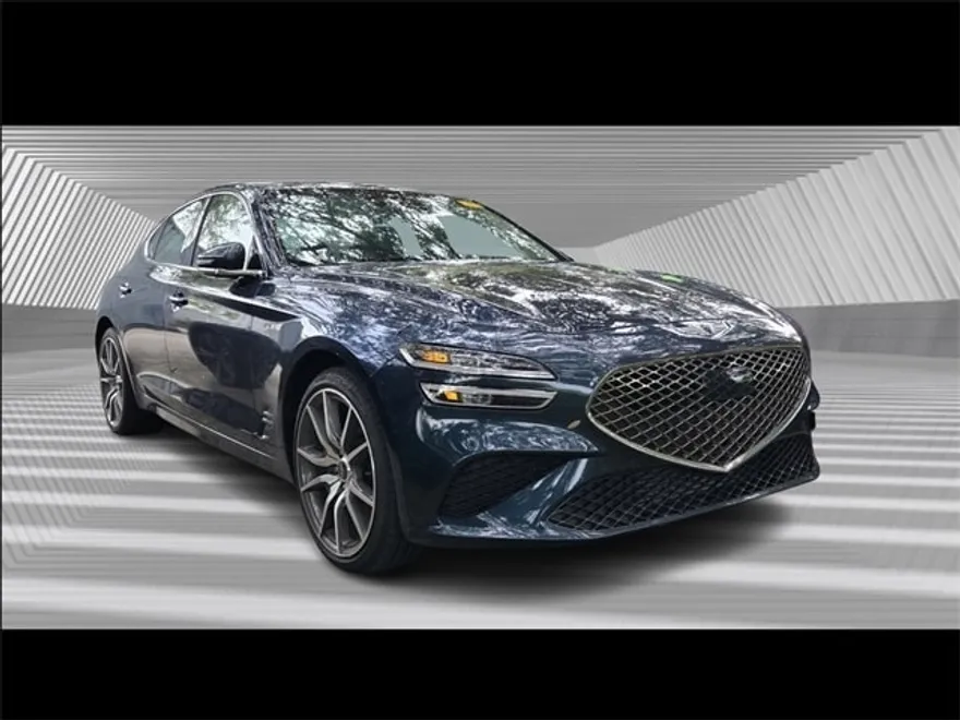 2023 Genesis G70 3.3T photo 1