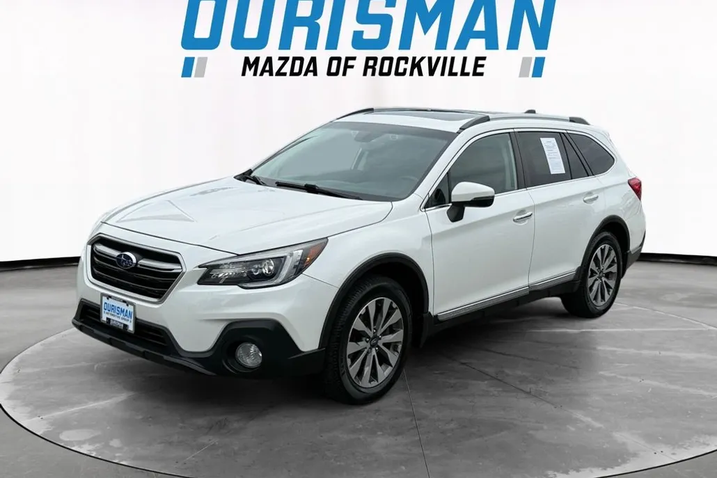 2019 Subaru Outback 2.5i photo 1