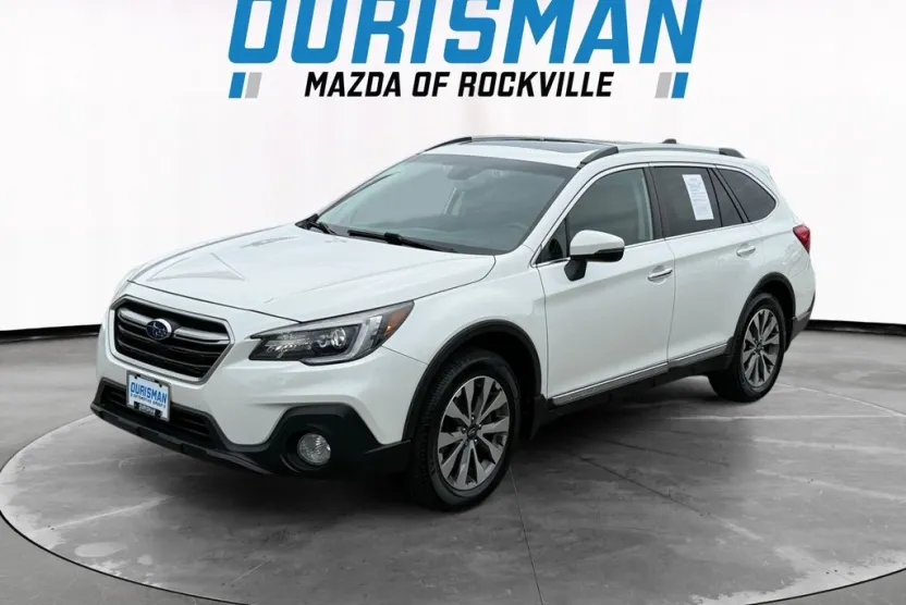 2019 Subaru Outback 2.5i photo 1