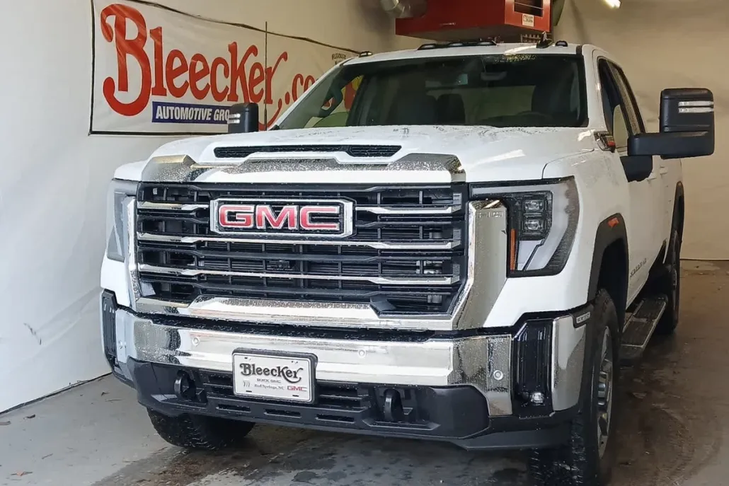 2025 Gmc Sierra 2500 HD SLE photo 1
