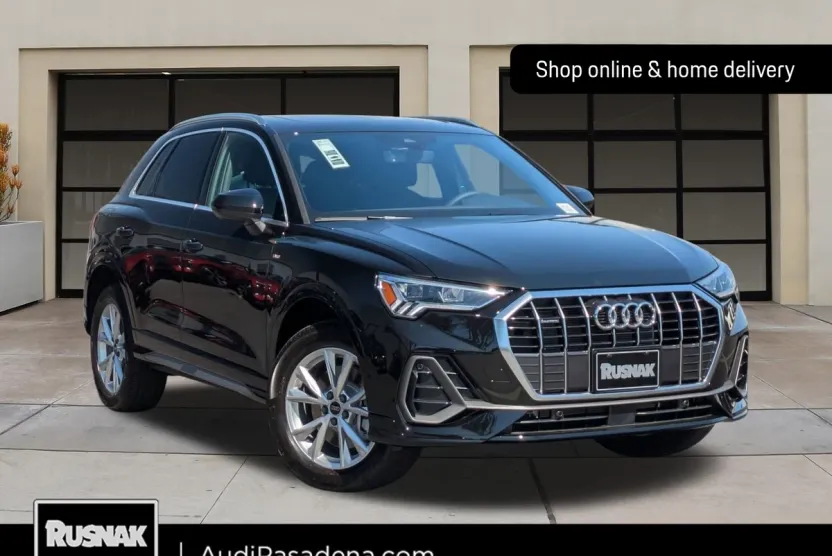 2025 Audi Q3 45 TFSI S line Premium photo 1