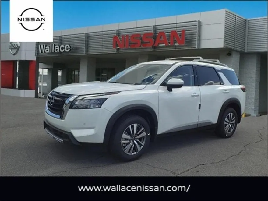 2025 Nissan Pathfinder SL photo 1