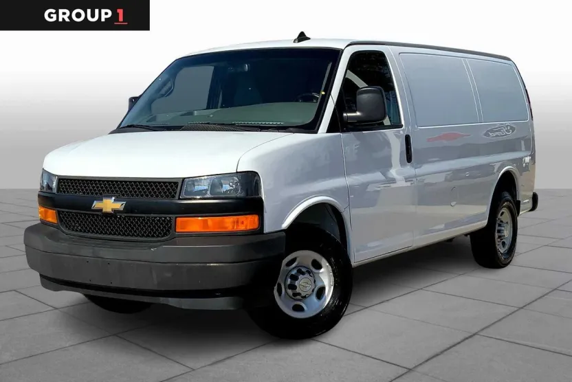 2021 Chevrolet Express 2500 Cargo Van photo 1