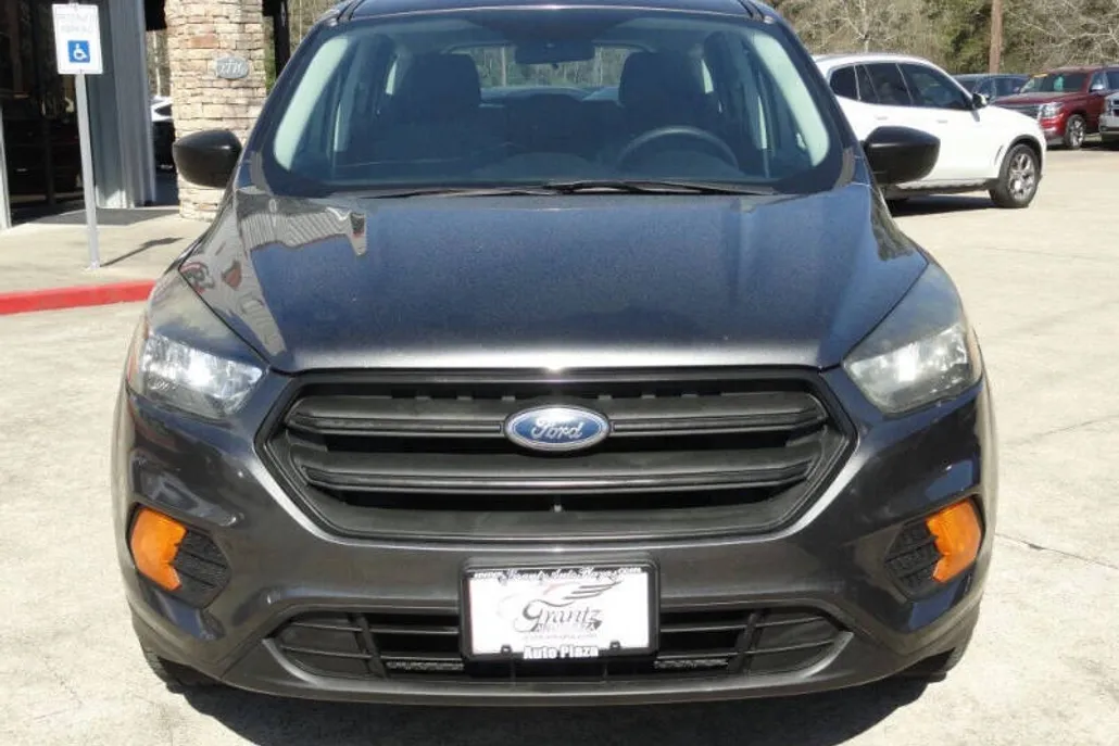 2018 Ford Escape S photo 1