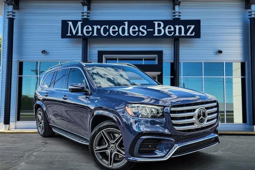 2024 Mercedes Benz GLS 450 photo 1