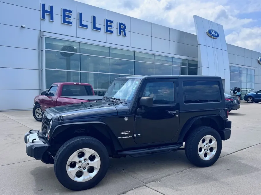 2013 Jeep Wrangler Sahara photo 1
