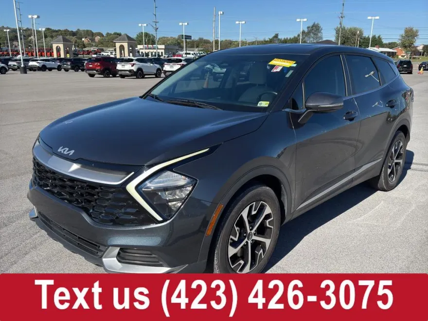 2023 Kia Sportage EX photo 1
