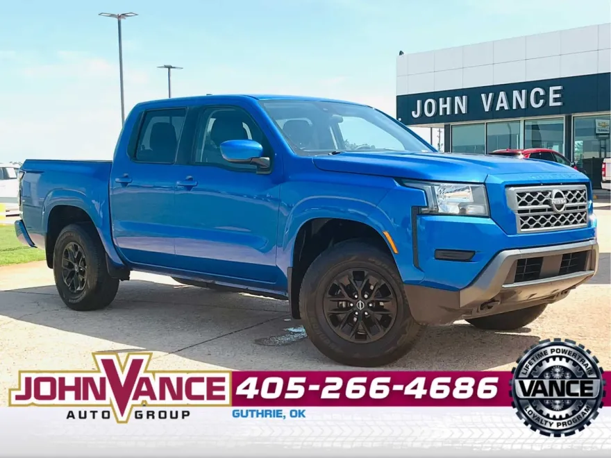 2024 Nissan Frontier SV photo 1