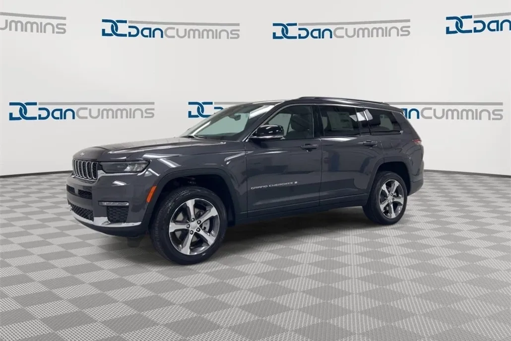 2025 Jeep Grand Cherokee Limited photo 1