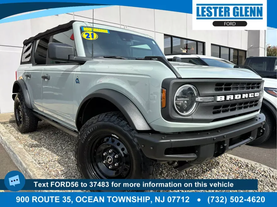 2021 Ford Bronco Black Diamond photo 1