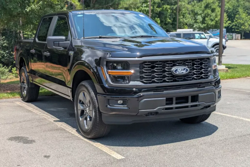2025 Ford F-150 STX photo 1