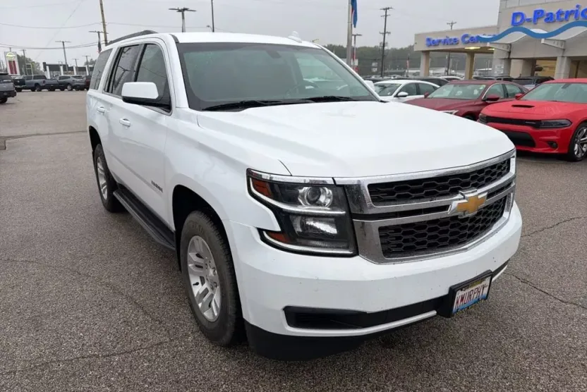 2019 Chevrolet Tahoe LS photo 1