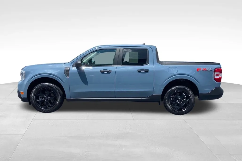 2024 Ford Maverick XLT photo 1
