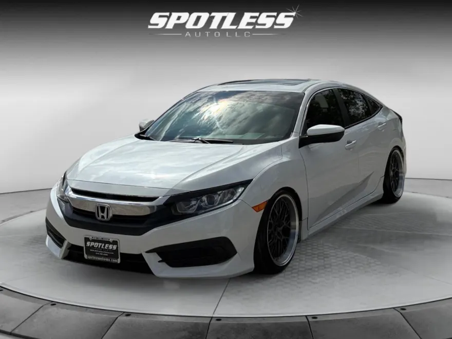 2017 Honda Civic EX photo 1