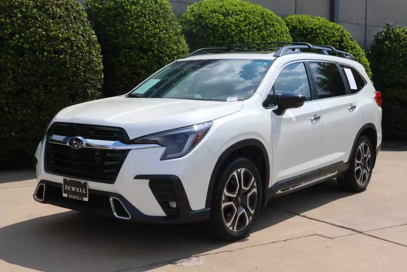 2024 Subaru Ascent Touring photo 1